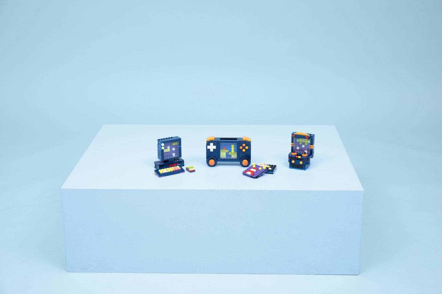 Lego Creator Computer LEGO 31380 Creator 3 in 1 Retro Gaming Console Toy Rebuilds into a ...