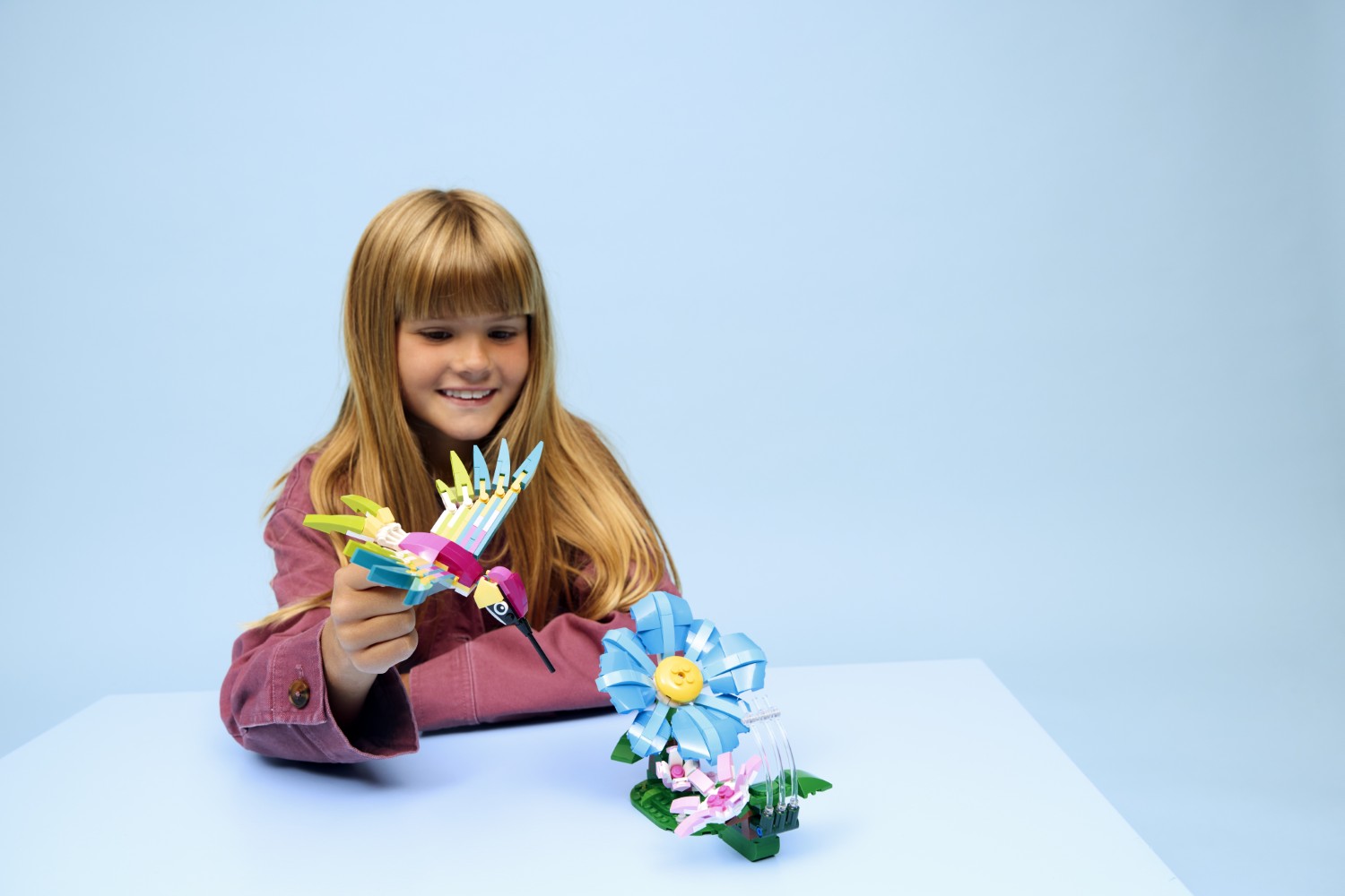 LEGO 31384 Creator 3 in 1 Wild Animals: Colorful Hummingbird