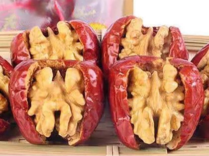 红蟠桃4kg Zao Jia He Tao Ren Red Dates and Walnut Healthy Snack 400g