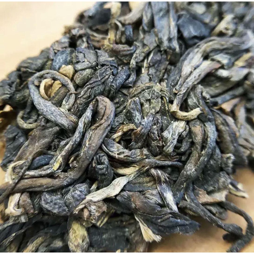 勐海高山生态古树班章王普洱茶生茶有机认证357g Meng Hai Pu-er Tea