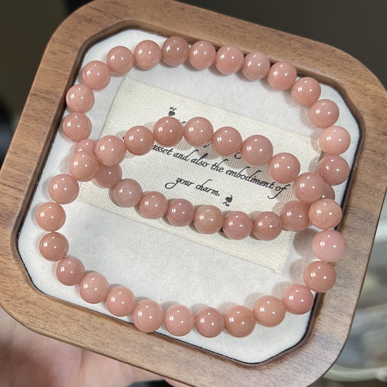 肉粉阿拉善玛瑙| Pink Alashan Agate 7mm+ | Chubby Neko Crystals