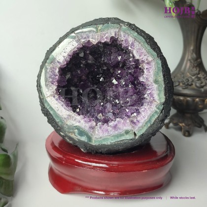 紫水晶(八面体) 2.64克拉天然紫水晶，圆形的，VVS-VS