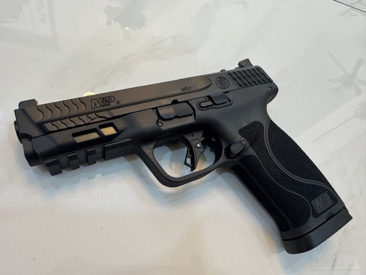 至尊宝 MK M&P9 m2.0 Black Metal Slide Ultra Finishing Good Details