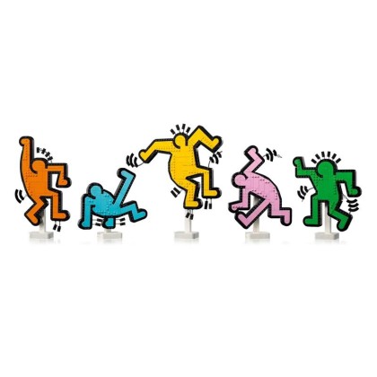 Keith Haring × kinetics mini cruiser Check out how art and automotive design come together in the