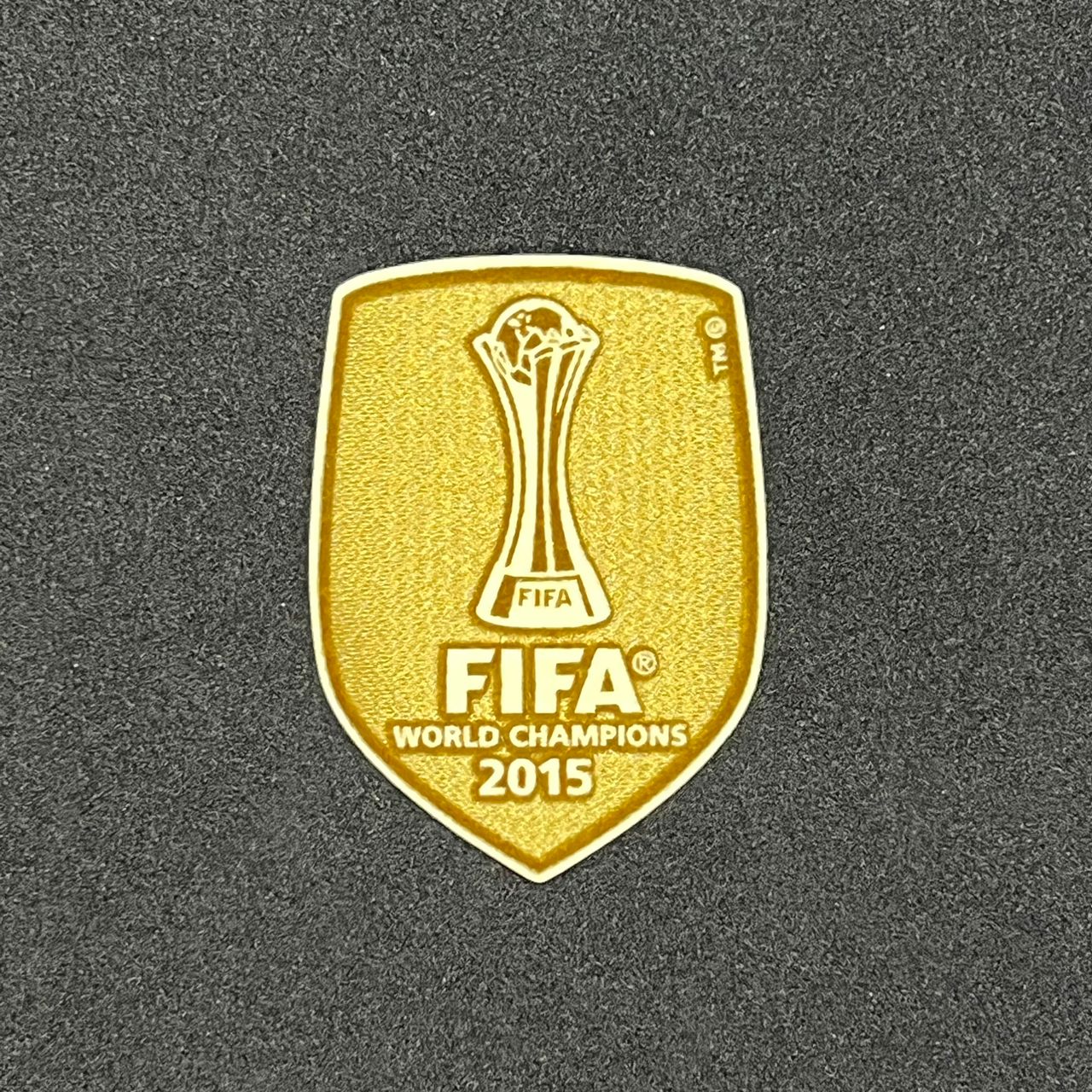 Official FIFA CLUB WORLD CUP CHAMPIONS 2015 GOLD Patch (FC 