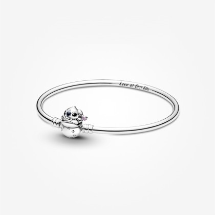 Pandora Moments Disney Stitch Biting Clasp Bangle | Pandora Malaysia