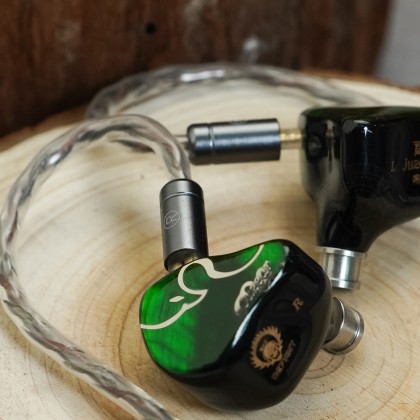 Juzear x Z Reviews Defiant, In-Ear Monitors: 1DD+3BA Hybrid, 3-Way