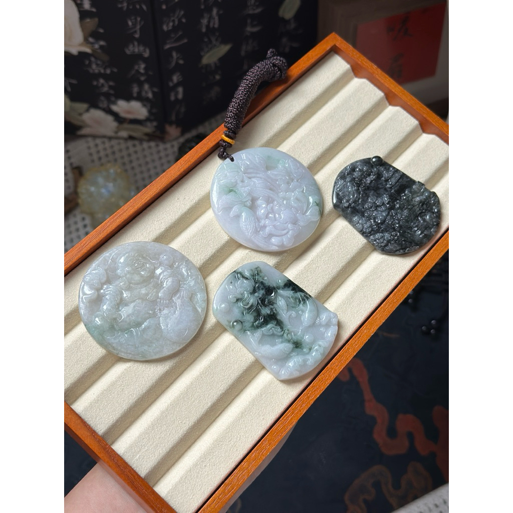 缅甸天然A货翡翠】福利瑕疵纹裂避裂雕翡翠雕刻件（4个一起）Burmese